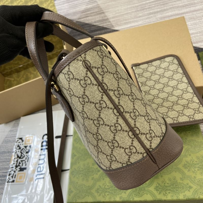 Gvc*1 tote bags